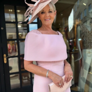 Customized Classic Pink Pearl Mother of the Bride Dresses Square Neck Short Sleeve Back Bow Wedding Banquet Dresses