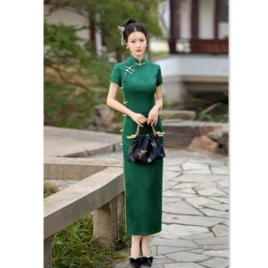 Retro Long Short Sleeve Robe Qi Pao Spring and Summer New Improved Chinese Style Green Cheongsam Dress for Mom