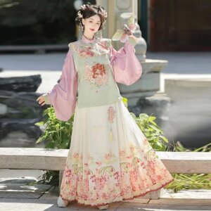Women’s Han Chinese Clothing Machine Embroidery Style Daily Ming Cloud Shoulder Ratio Armor Horse-Face Skirt