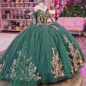 Emerald Green Princess Quinceanera Dresses Off Shoulder Applique Lace Beading Tull Sweet 16 Dress Ball Gown Vestidos 15 De Anos