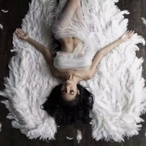 HOT! High quality Luxurious Large size White Ostrich Feather Angel Wings stage show Creative Shooting Display Props