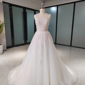 Square Neck Sleeveless Wedding Dress Lace Sequined Bridal Wedding Dress Small Train A-line Wedding Dress
