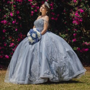 Blue Grey Quinceanera Dresses Off Shoulder Ball Gown Sweet 16 Dress Applique Lace Beading Tull Birthday Party Vestidos 15 De