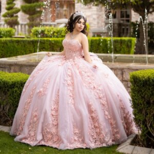Pink Shiny Quinceanera Dresses Off Shoulder Ball Gown Sweet 16 Dress Applique Flower Beads Tull Birthday Party Vestidos 15 Anos