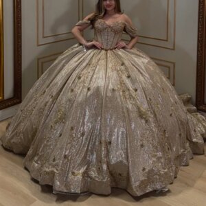 Champagne Shiny Off Shoulder Quinceanera Dresses Applique Flower Beading Crystal Tull Corset Party Birthday Sweet 16 Dress Vesti