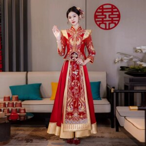 2025 New Xiuhe Dress Brides Chinese style Wedding Dress High end Slimming Dragon and Phoenix Qipao Toasting Dress