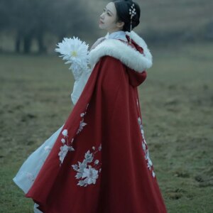 Cloak Women’s Han Chinese Clothing Fur Collar Long Thickened Coat Style Red White Ancient Costume Winter