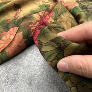 High Quality Real 100% Silk Xiangyun Yarn Fabric Dress Cheongsam Clothing Fabric