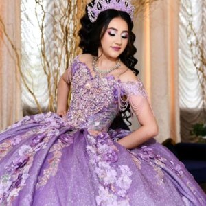 Luxury Lavender Shiny Quinceanera Dress 2025 Princess Applique Lace Beads Sweet 15 16 Birthday Party Gown Vestido De 15 Anos