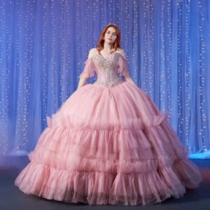 Customized Pink Princess Quinceanera Dresses Ball Gown Off The Shoulder Tiered Crystals Tull Sweet 16 Dresses 15 Años Mexican