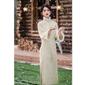 Long Fur Collar Inverted Big Sleeve Cheongsam Qi Pao Winter New Fashion Young