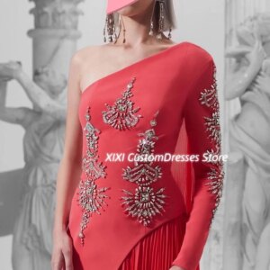 Customized فساتين للمناسبات الخاصة One-Shoulder A-Line Floor-Length Wedding Party Dress Beadings Zipper Up Long Sleeves Prom