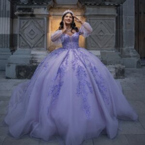 Lavender Quinceanera Dresses Off Shoulder Ball Gown Sweet 16 Dress Sequin Applique Beading Tull Puff Sleeve Birthday Party Vesti
