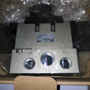 2025 Brand-new SMC three-position five-way solenoid valve VFS4310-5DB-04
