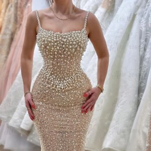 Elegant Pearls Light Champagne Maxi Party Dress Beaded Spaghetti Straps Square Neckline Luxury Evening Celebrity Gown Customized