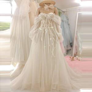 White Off The Shoulder Party Dresses Pastrol Style Flowers Sequined Appliques A-Line Prom Gowns Lace Up Back Evening Dresses