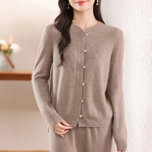 slimming French style high-grade knitted cardigan 2024 autumn and winter New wool round neck women’s coat