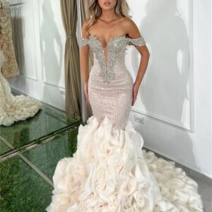 New Elegant Off Shoulder Evening Dresses 2024 Arabic Dubai Tiered Ruffles Women Prom Dress Beading Wedding Party Dress Vestidos