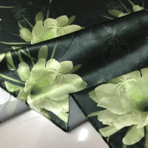 High Quality 40Momme Silk Fabric Inkjet Printing Deep Army Green Bottom Flower Thickened