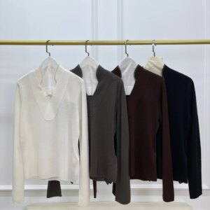 Beaded Women’s Wool Knitted Pullover Autumn Stand Collar Long Sleeve Casual Female Sweater