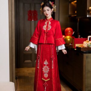 Guangdong Embroidery Chinese Wedding Ceremony Costume Bridal Xiuhe Carnival Dress HongKong Macau Bride Evening Party Red Dresses