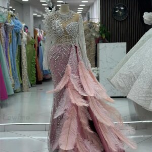 Pink Feathers Mermaid Prom Dress Tassel Crystals Luxurious Evening Celebrity Dresses Customized Party Second Reception Gowns