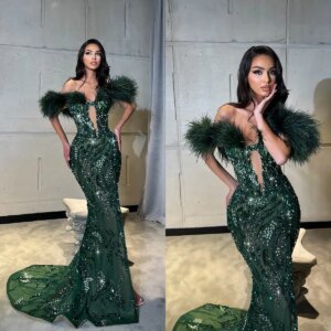 Gorgeous Evening Dresses Feather Crystal Prom Gowns Off Shoulder Beading Party Dresses Illusion Custom Made Vestidos de noche