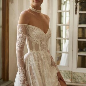 Romantic Lace Wedding Dress 2025 Simple Long Sleeves and Elegant Dresses for Church Wedding Dress Customized VestidWedding Robes