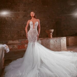 Sexy Deep V Neck Wedding Dress 2025 Shiny Beaded Bridal Gown Elegant Mermaid Sleeveless Floor-length Gown Customized