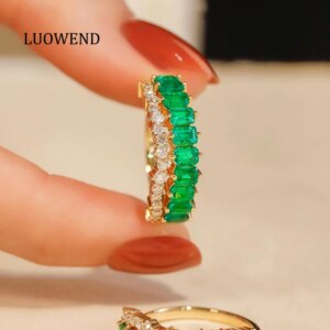LUOWEND 100% 18K Yellow Gold Rings Luxury Elegant Design Natural Diamond Natural Emerald Ring for Women High Party Jewelry