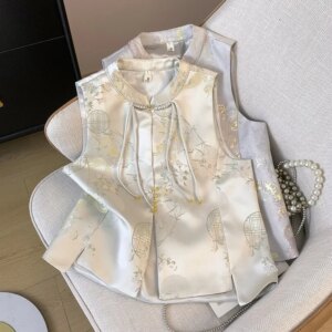 New Chinese style small round neck disc national wind heavy industry embroidery top vest cardigan lady coat