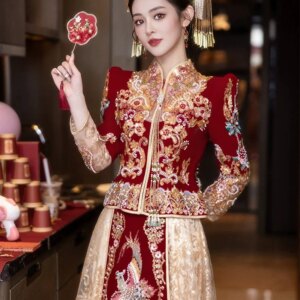 2025 Spring New Embroidered Phoenix Xiuhe New Tassels Chinese Wedding Dress Slimming Dragon and Phoenix Coat Toasting Dress