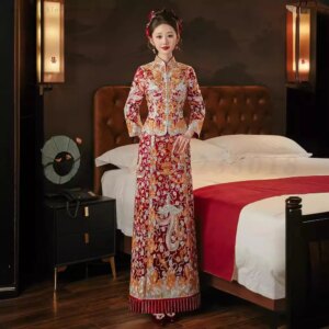 Traditional Chinese Clothes Bride Wedding Xiuhe Dress Qipao Costume Classic Embroidered Dragon Phoenix Cheongsam Hanfu Tang Suit
