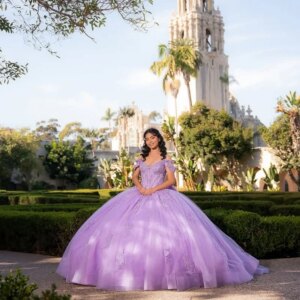 Customized Shiny Lavender Purple Off Shoulder Quinceanera Dress sequin applique Lace crystal Bow vestidos de 15 Quinceanera