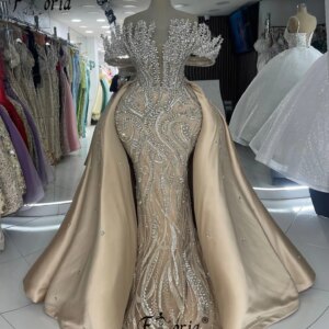 Two Pieces Champagne Dubai Women Celebrity Party Dress Crystals Silver Sparkly Mermaid Wedding Event Gown Beads Vestidos de gala