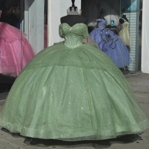 Sparkly Mint Green Sweetheart Quinceanera Dresses Off The Shoulder Ball Gown Beads Crystal Princess Dress vestidos 15 de