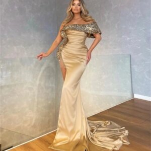 Simple Women Prom Dresses Sweethear Neck Off-Shoulder Long Sleeves Lace Appliques A-Line Floor-Length Side Split Evening Dress