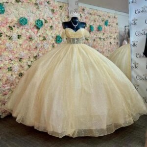 Customized Bright Yellow Quinceanera Dresses Rhinestones Ruched Sequined Off the Shoulder Lace up Robe Quinceanera Rouge
