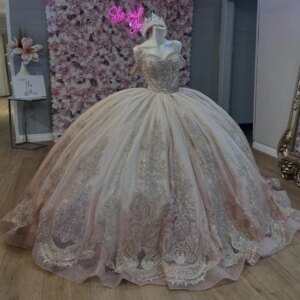 Rose Gold Sparkly Quinceanera Dresses Off Shoulder Applique Lace Corset vestido 15 años quinceañera lace-up Sweet 16 Gown