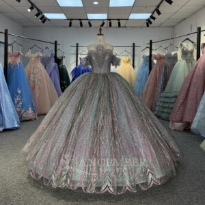 International Scalloped Ball Gown Quinceanera Dresses 2025 Ruffle Sweet 16 Dresses Vestidos De 15 Años Lace Up Customize