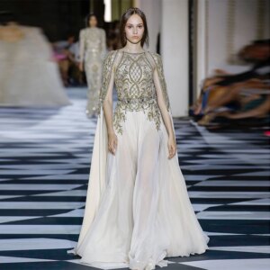2126 Customized Sexy Long Cape Sleeves Gold Beaded A-line vestidos de noche vestidos de galaevening dresses فستان العيد