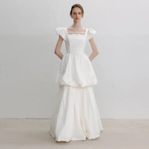 Customized Square Collar Taffeta Bridal Gown A Line Floor Length Lace Up Back Simple Sleeveless Wedding Dress G4918
