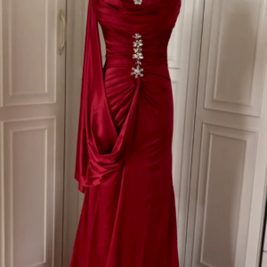 Red Evening Dresses Spaghetti Strap Long Ribbon Rhinestone Pleated Trailing Wedding Host Party Woman Prom Bridesmaid Dress New