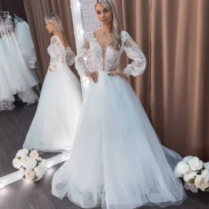 Elegant V-neck Wedding Dress A Line Full Sleeve Backless Applique Tulle Sweep Train Bridal Dress Customized Vestido De Noiva
