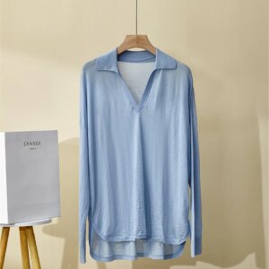 Spring And Summer New Wool V-neck Loose Simple Comfortable Women’s Knitted Long Sleeved Sweater