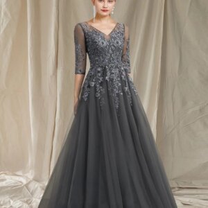 2025 Mother of the Bride Dress Elegant V Neck Floor Length Lace Tulle Half Sleeve Appliques Wedding Party Gowns Robe De Soiree