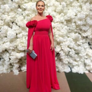 Customized Long Chiffon Fuchsia Mother of the Brides Dresses A-Line One Shoulder Floor Length Godmother Dress With Flower