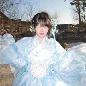 Travel photo set girlfriends new dance dress family women