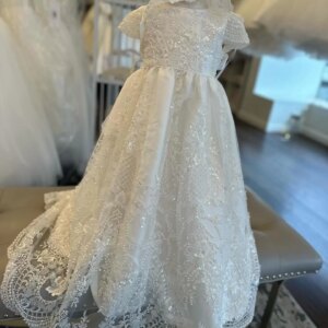Luxurious A Line Baby Christening Gowns Glitter Beads Sequins Girl Baptism Lace Toddler Birthday Kids First Communion Dresses