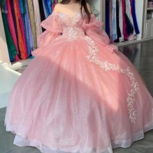 Customized Shiny Pink Sweetheart Off Shoulder Quinceanera Dress appliqueTull Crystal Beads Outer layer gauze vestidos de 15